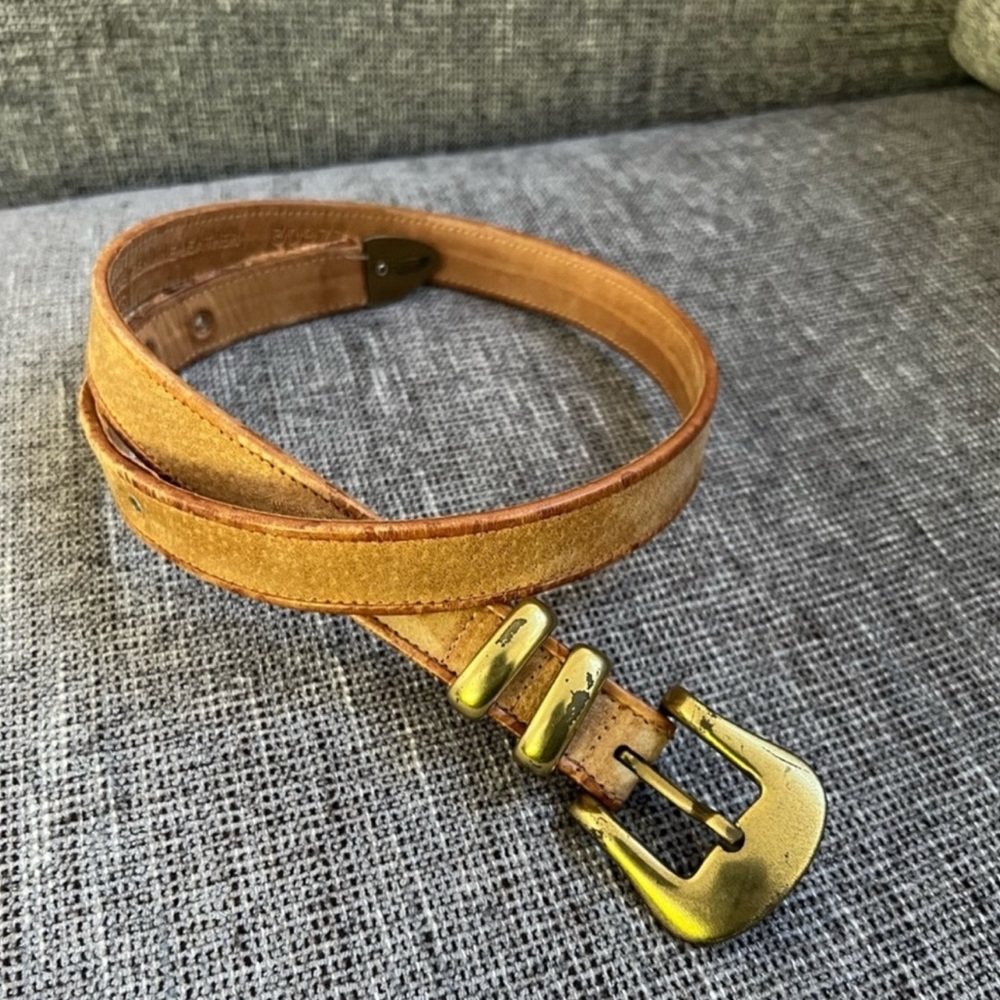 Vintage 90s Jenny & The Boys Tan Genuine Leather Brass Buckle Belt Small - Picture 2 of 6